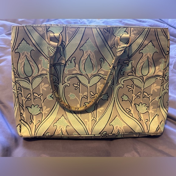 Prada Saffiano Women's Bag - Picture 5 of 13